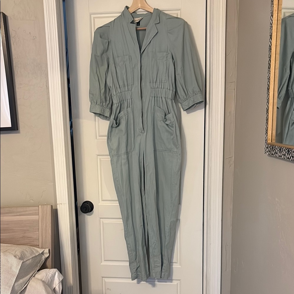 Universal Thread Gray Utility Jumpsuit with Collared Neckline